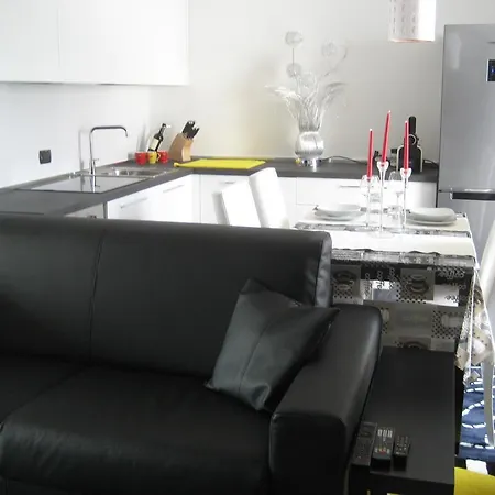 New Luxury Attic Santa Giulia Expo Milaan